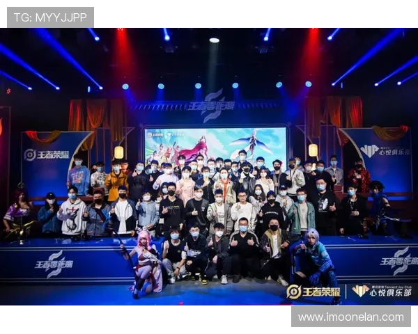 FPX勇攀高峰的荣耀之路与冠军杯背后的奋斗故事