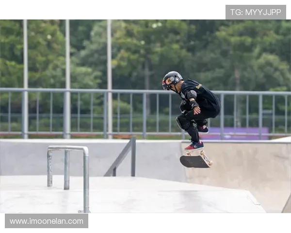 杭州滑板队与广州滑板队赛后复盘分析灵活性表现与战术调整