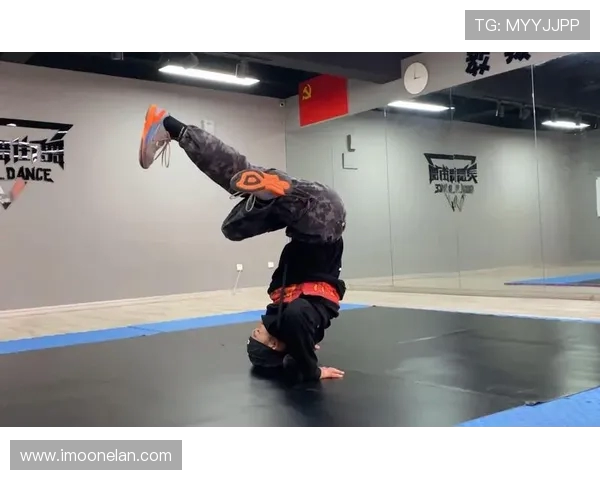 热议街舞：探讨北京街舞队战术革新与表演风格的深度变迁