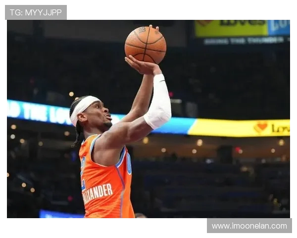 2016至2017赛季NBA勇士与雷霆激战回顾及精彩瞬间分析