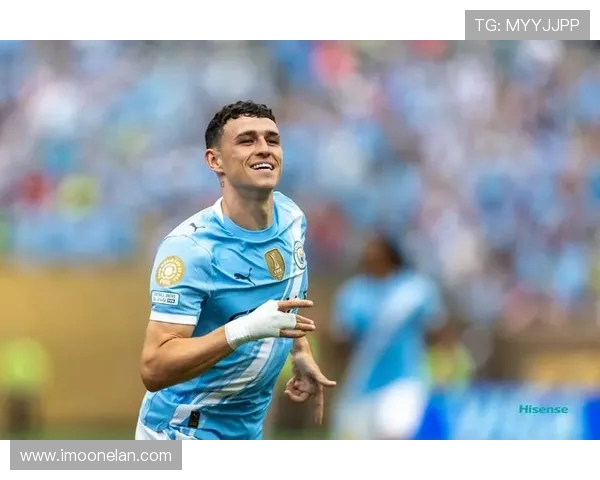 福登的崛起与曼城的辉煌之路探讨年轻球员在顶级联赛中的成长与挑战