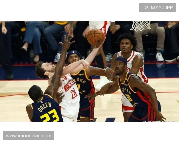 西部决赛第五场勇士与火箭激战回顾及精彩瞬间分析