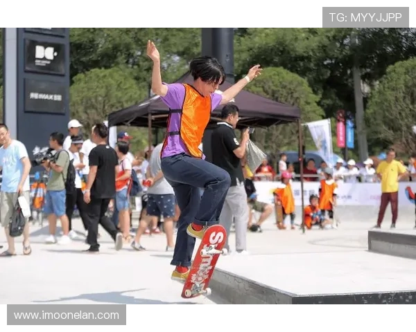 杭州滑板队荣登滑板力量排行榜第一名引领全国潮流 杭州滑板队荣登滑板力量排行榜第一名引领全国潮流