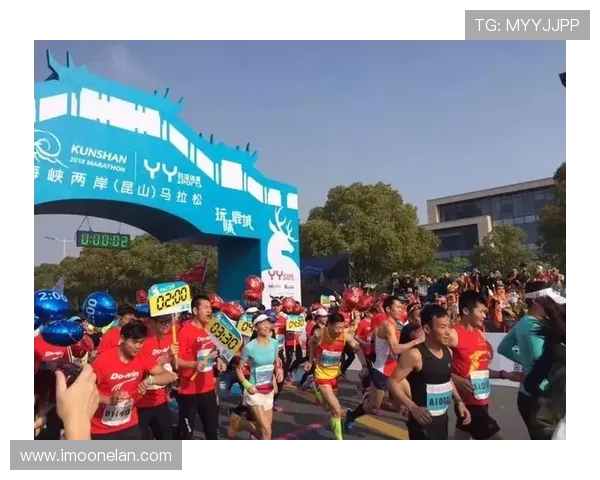 广州攀岩队在马拉松大满贯积分榜中以64分稳居第一名